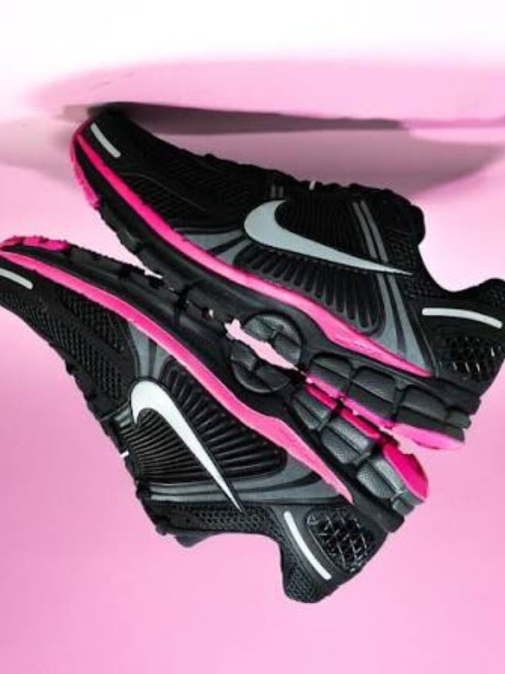 Nike Vomero 5 Black Pink Blast